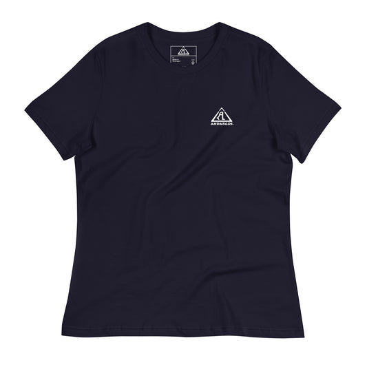 Camiseta feminina Andariego Outdoors com logotipo branco e descontraída